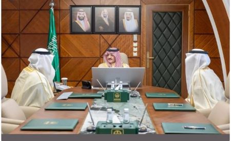 أمير الشرقية ينوه بدعم القيادة الرشيدة السخي لقطاع الإسكان التنموي