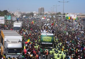 مكافآت ضخمة وقطعة أرض لكل لاعب سنغالي بعد التتويج بكأس أفريقيا