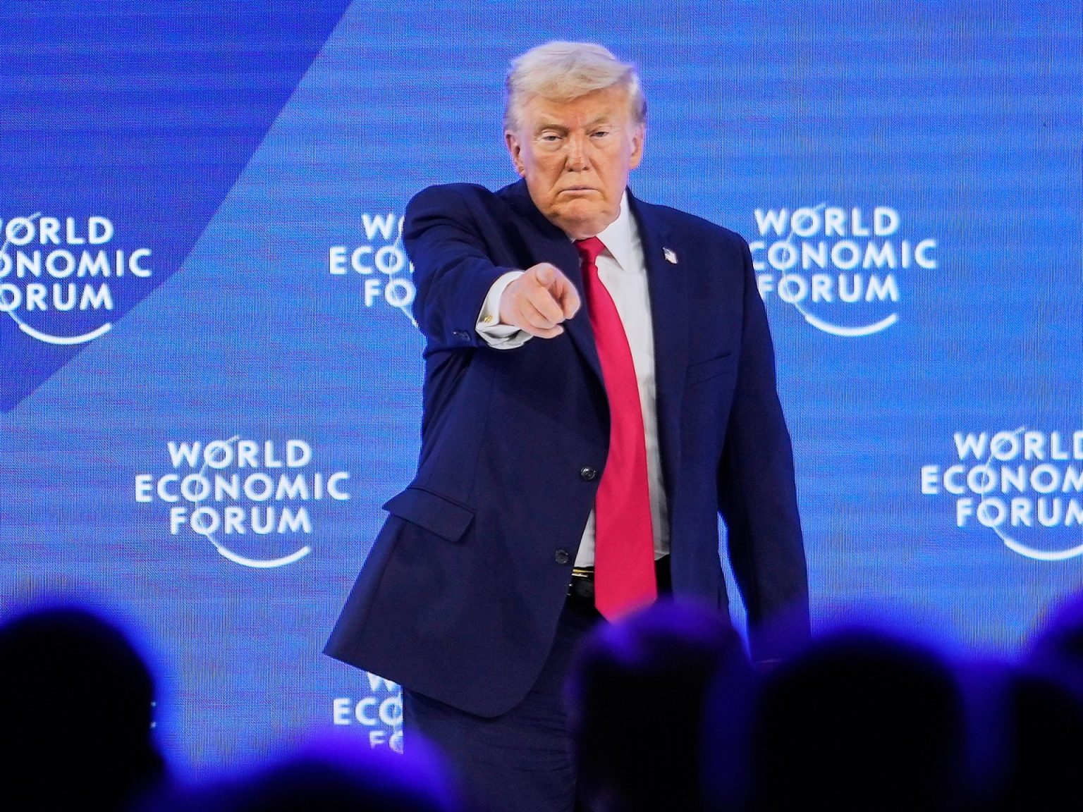 ترامب: لن نسمح لإيران أن تمتلك سلاحا نوويا