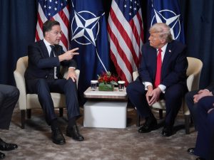 ما حقيقة محادثات ترامب وأمين عام الناتو بشأن غرينلاند؟