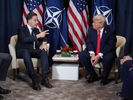 ما حقيقة محادثات ترامب وأمين عام الناتو بشأن غرينلاند؟