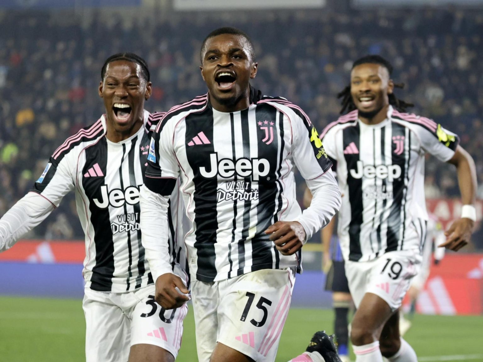 يوفنتوس يطلب مبادلة غريبة للمهاجمين مع أتلتيكو مدريد