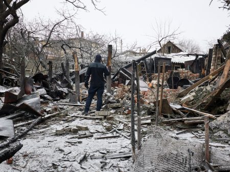 هجمات كبيرة متبادلة بين روسيا وأوكرانيا على وقع المحادثات