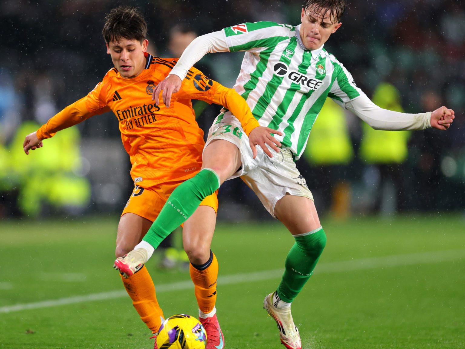 ريال مدريد ضد بيتيس.. الموعد والتشكيلتان والقنوات الناقلة