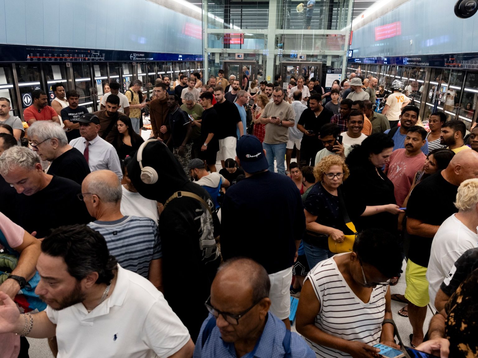 بلدية تل أبيب تنفي فتح ملاجئ المدينة