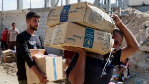 أوكسفام: إجراءات إسرائيل تهدد بتعليق العمل الإنساني في غزة