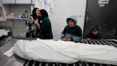 صحف عالمية: “الهجرة الأمريكية” تعمل دون كاميرات رغم اتهامها بالعنف