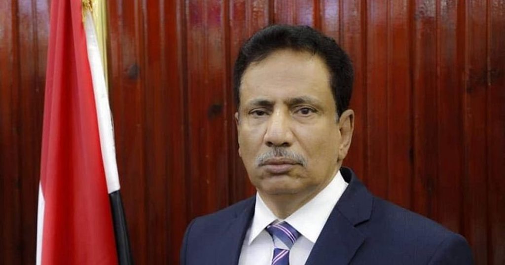 محافظ المهرة يرحب بمؤتمر الرياض ويؤكد دعم جهود المملكة في إنهاء الصراع