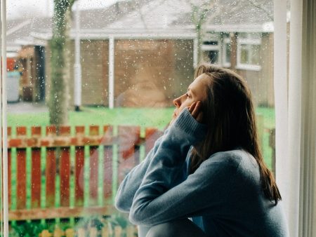 اكتئاب يناير.. لماذا نقع في فخ العروض السياحية الوهمية مع بداية العام؟