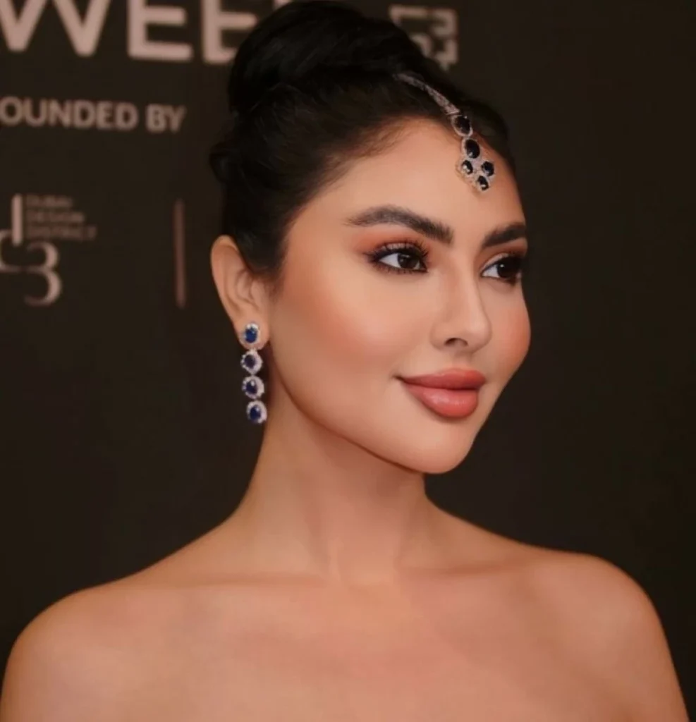 الأبيض بطابع هندي.. مريم حسين تمزج الرومانسية بالفخامة – أخبار السعودية