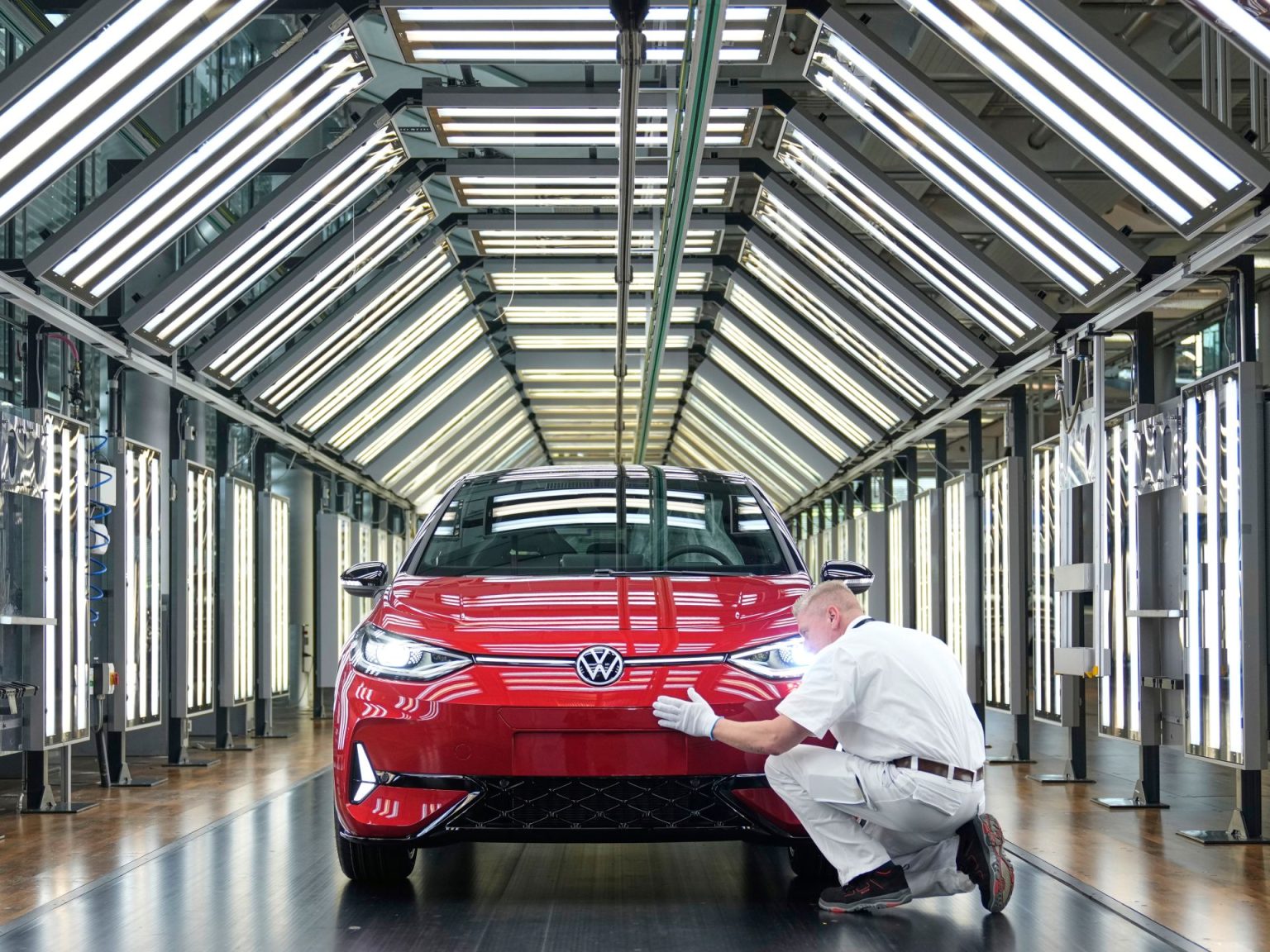 فولكس فاغن تستهدف السوق الصيني بأكبر “هجوم كهربائي”