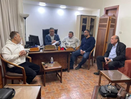 مصر.. نقابة المهن التمثيلية تحقق مع فنان مصري شهير بعد إساءته لرشدي أباظة – أخبار السعودية