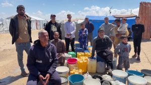 750 أسرة في مخيم “البرج” تواجه العطش والتهميش