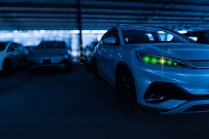 كيف تنهي التكنولوجيا أزمة ركن السيارات في المدن؟