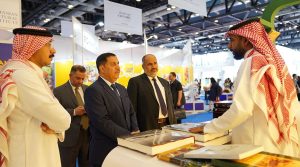 مكتبة الملك عبدالعزيز تعرض مشروعات وإصدارات حديثة في بكين