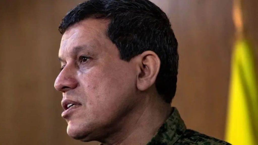 مظلوم عبدي يعلن دمج قوات قسد بوزارة الدفاع السورية