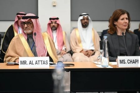 العطاس: دعم السعودية لليمن نموذج للاستقرار والتنمية