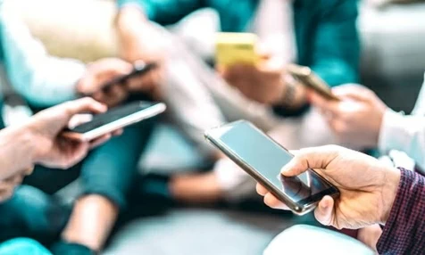 72 ساعة بلا هاتف كيف تتغير وظائف دماغك
