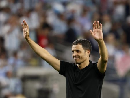 جمال السلامي يغادر منصبه بعد قيادته الأردن للمونديال التاريخي