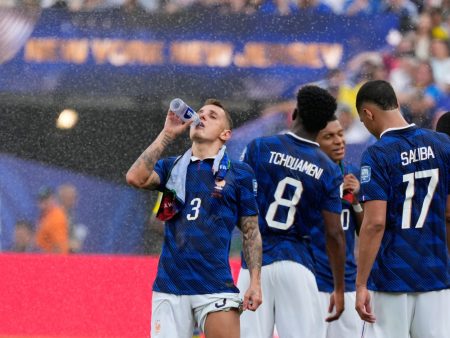 سر استبدال نجم منتخب فرنسا أمام السويد