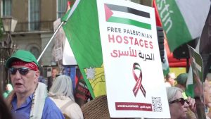 مظاهرات مستمرة في لندن تطالب بالإفراج عن الطبيب أبي صفية