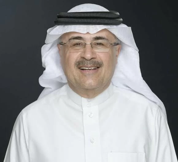 أرامكو تحذر من تهديدات بمضيق هرمز وتأثيرها على إمدادات النفط