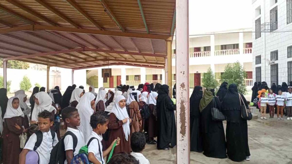 انقسام التعليم اليمني يعطل اعتماد شهادات الطلاب ويهدد مستقبلهم