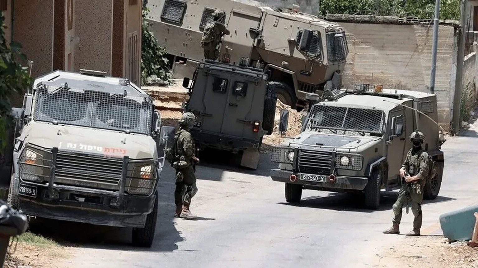 خبير عسكري يكشف وجود 26 كتيبة بالضفة لخطة تهجير الفلسطينيين