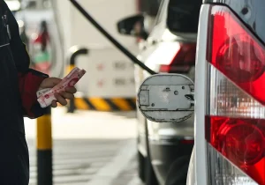 الصين تفرض قيوداً على ارتفاع أسعار الوقود في الأسواق