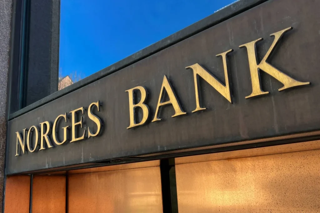 النرويج ترفع أسعار الفائدة إلى 4.5% لمكافحة التضخم
