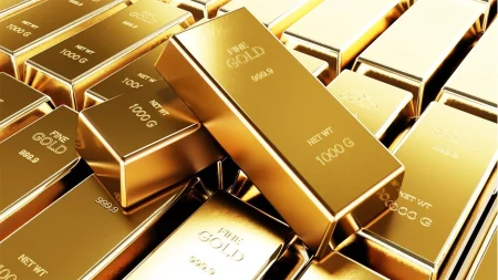 الذهب يخسر 0.7% في أسبوع ويواجه تقلبات جديدة