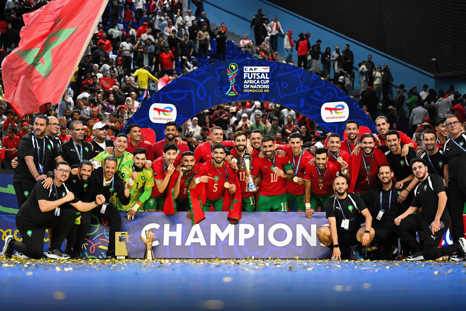 المغرب يتوج بطلاً لأفريقيا بعد انتصاره الساحق على أنغولا