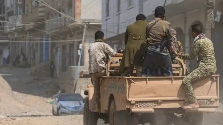 العمالقة تتصدى لهجوم حوثي في تعز ومقتل قيادات أمنية