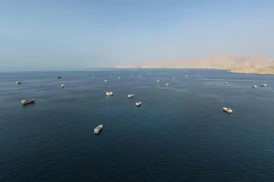 تدفقات نفط الخليج تتجاوز مستويات ما قبل الحرب رغم هجمات هرمز
